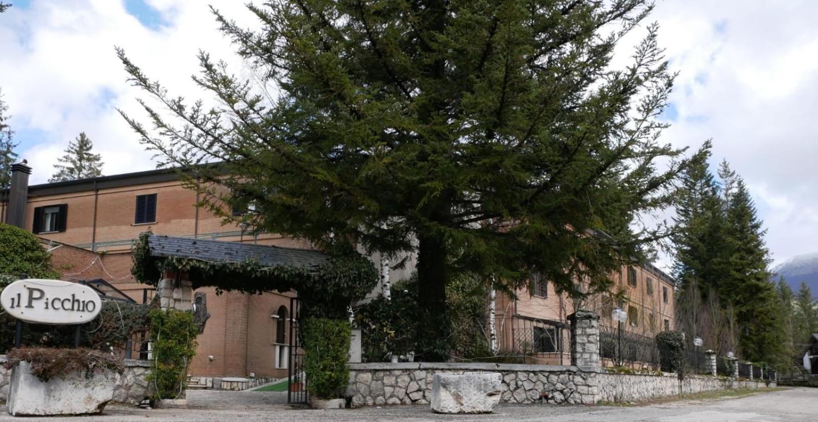 Lh Albergo Il Picchio 페스카세롤리 외부 사진