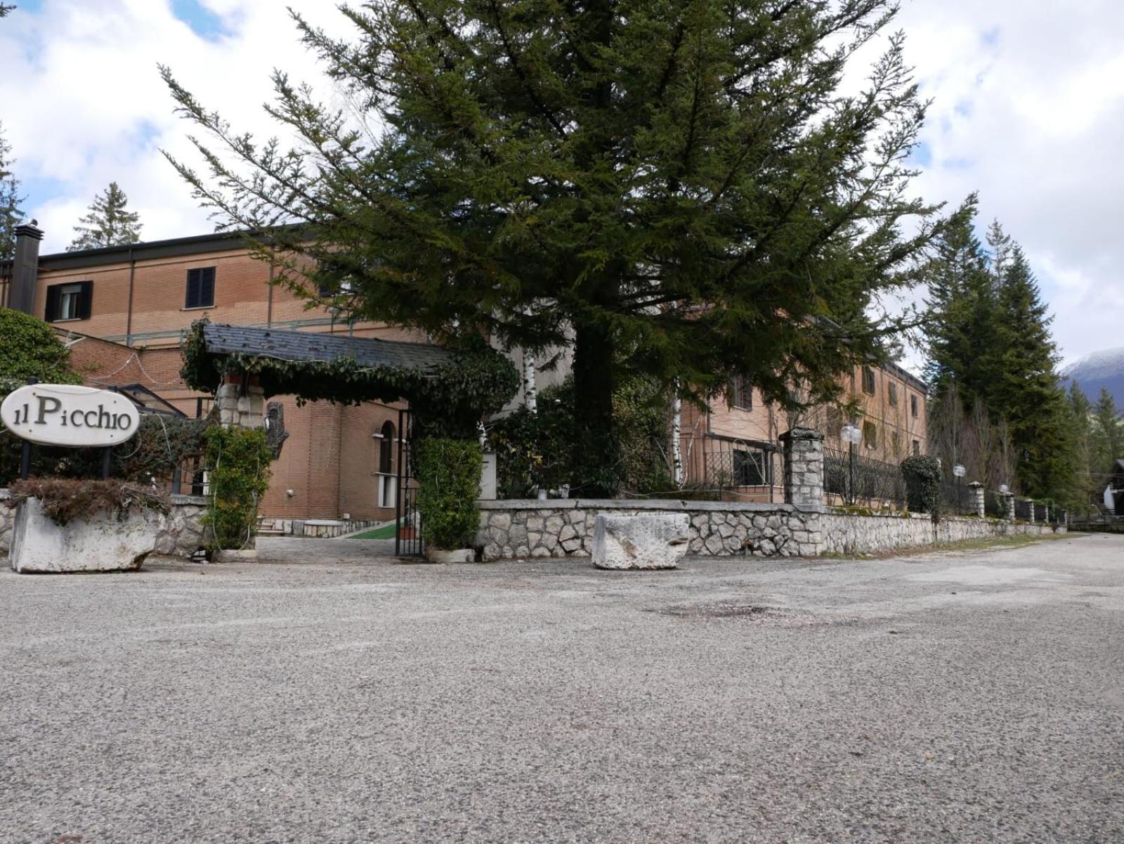 Lh Albergo Il Picchio 페스카세롤리 외부 사진