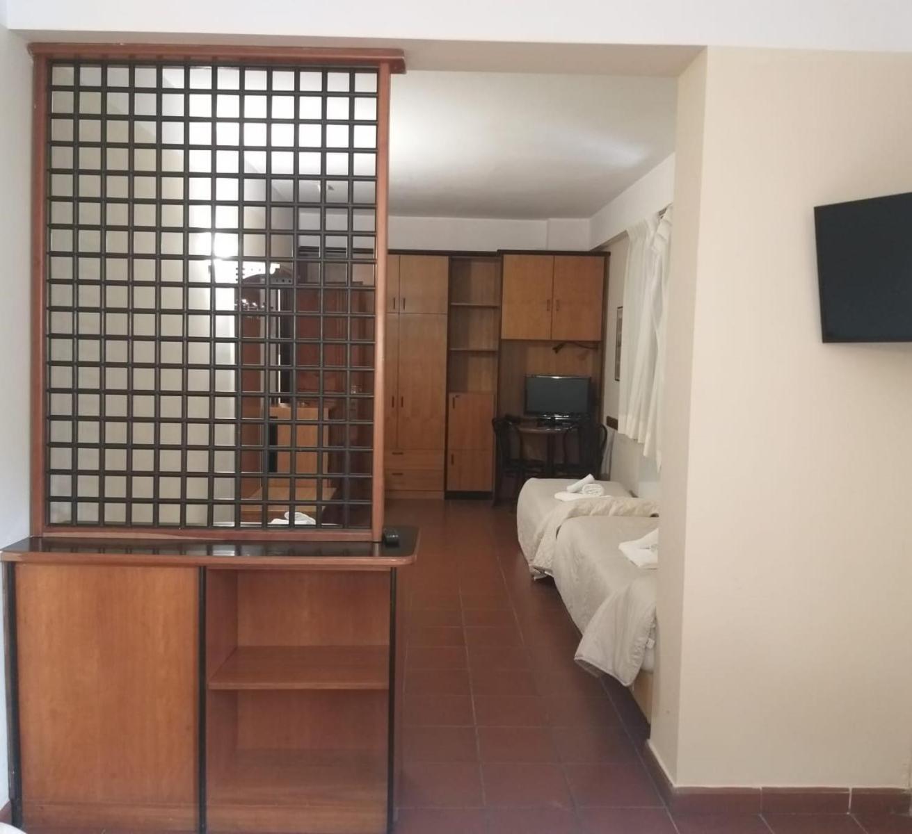 Lh Albergo Il Picchio 페스카세롤리 외부 사진
