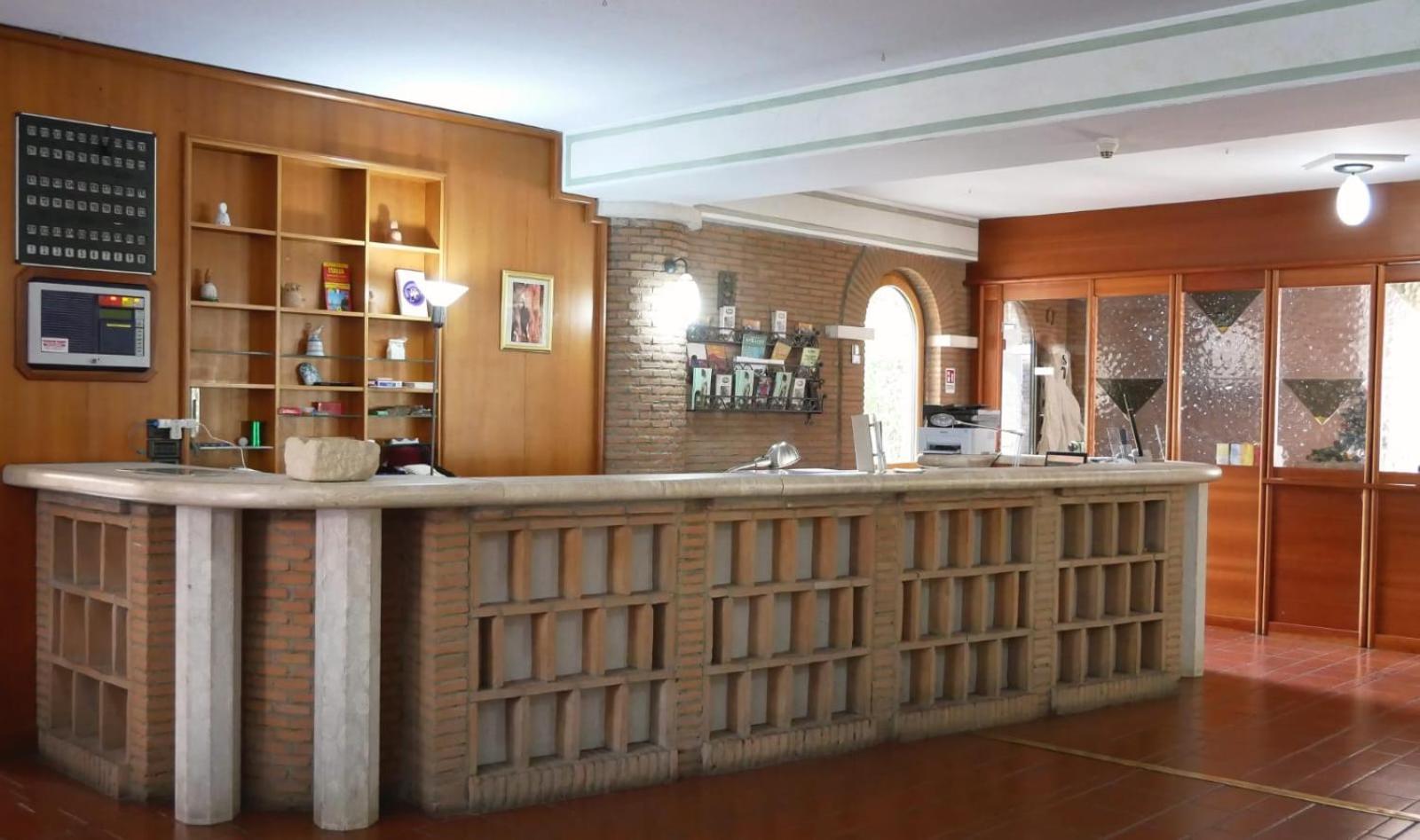 Lh Albergo Il Picchio 페스카세롤리 외부 사진