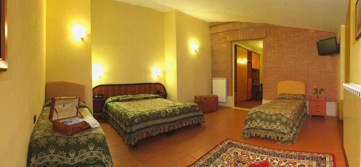 Lh Albergo Il Picchio 페스카세롤리 외부 사진